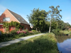 Bild: Haus am Fluß, Garten, Nordseenähe, gerne Familien,Paare,Singles, Hunde