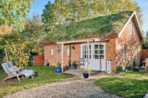 Bild: Ferienhaus "Gjarshüs", Urlaub mit Hund, Zaun, Kamin, - 6 P.,Angeln, Nordsee