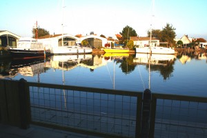 Bild: Ferienhaus NINA direkt am Wasser am Ijsselmeer