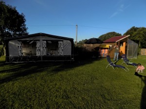 Bild: Wohnwagen "Strandcamper" auf dem Campingplatz in Schillig